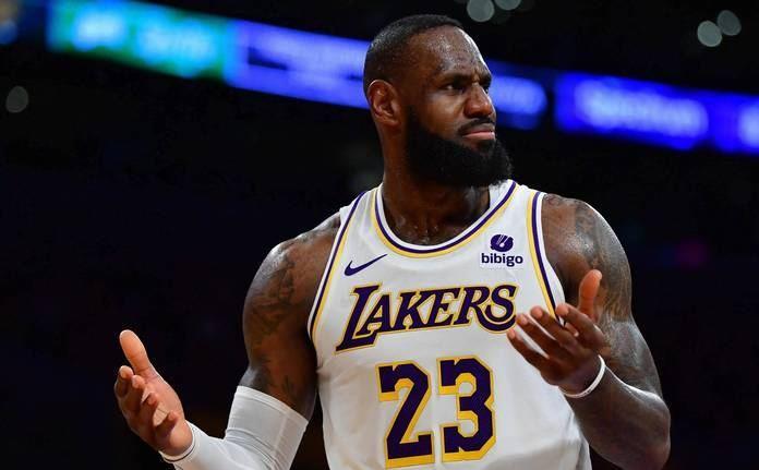 没直接答应, 湖人退役