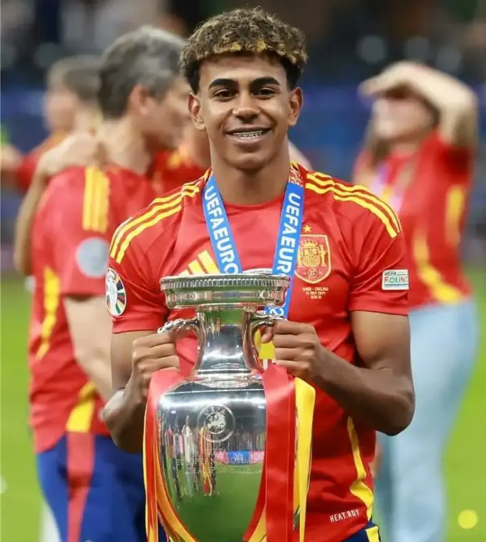 军还了得吗, entit, 才少年拉明